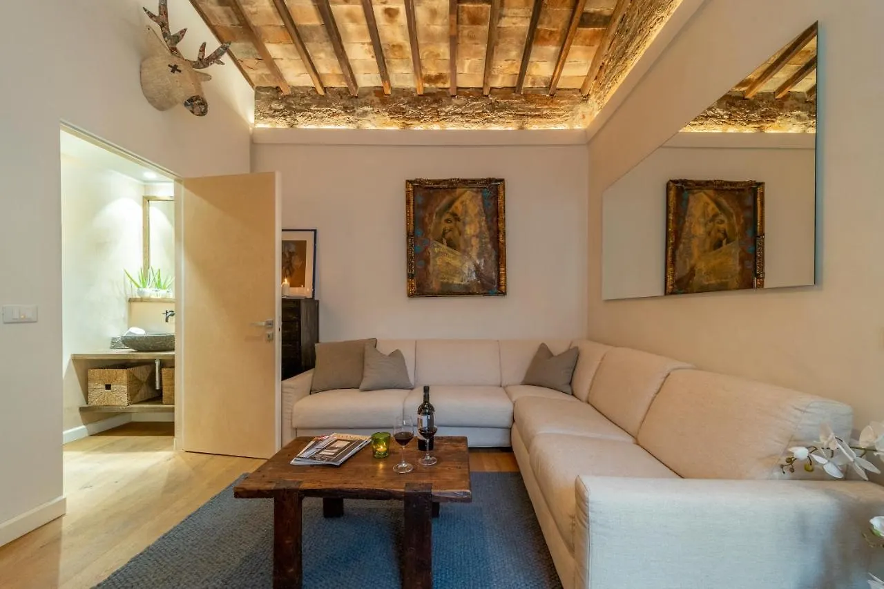 Urban Retreat Apartment Florence Italy